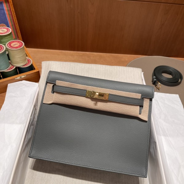 Kelly Danse Evercolor Leather 63 Apricot Green