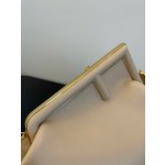 FENDI First Large Nude Powder