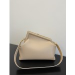 FENDI First Large Nude Powder