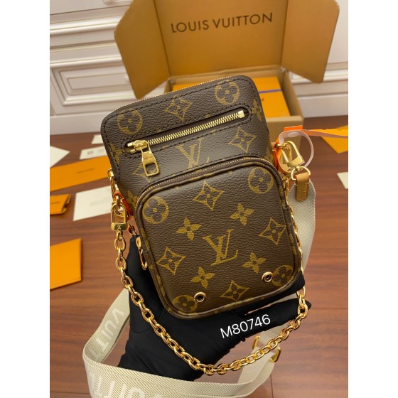 Louis Vuitton  M80746