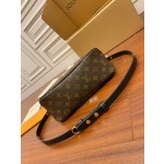 Louis Vuitton exclusive starting model: M45831