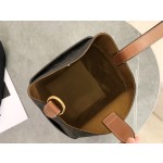 CELINE 𝗦𝗧𝗥𝗔𝗣𝗕𝗢𝗫𝗕𝗮𝗴𝗴 French fries model: 197142