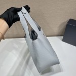 Prada bucket bag ✨ 1BC127