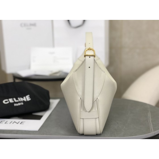 CELINE New Underarm Bag Model: 197443