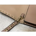 Valentino Classic Rivet Clutch Model: 1318
