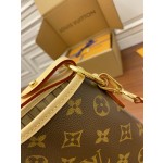 Louis Vuitton M40353