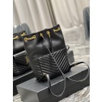 SAINT LAURENT V-shaped Quilted Mini Bucket Bag Model: 672609