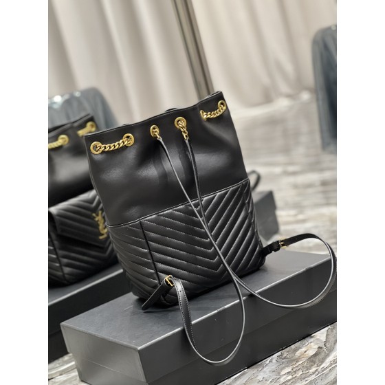 SAINT LAURENT V-shaped Quilted Mini Bucket Bag Model: 672609