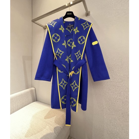 Louis Vuitton Cashmere Coat (Consult customer service to confirm size before placing a custom order)