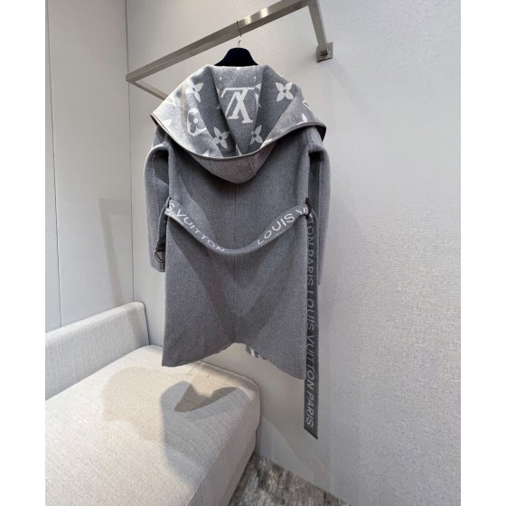 Louis Vuitton Cashmere Coat (Consult customer service to confirm size before placing a custom order)