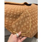 Louis Vuitton Cashmere Coat (Consult customer service to confirm size before placing a custom order)