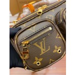 Louis Vuitton M80446