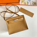 Kelly danse II 22cm evercolor calfskin 2S sesame color silver buckle