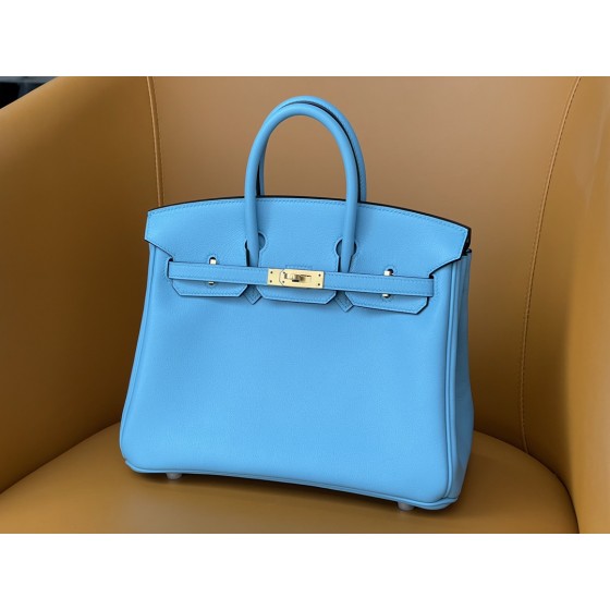 Birkin 25/30 Northern Blue swift Leather Gold Buckle