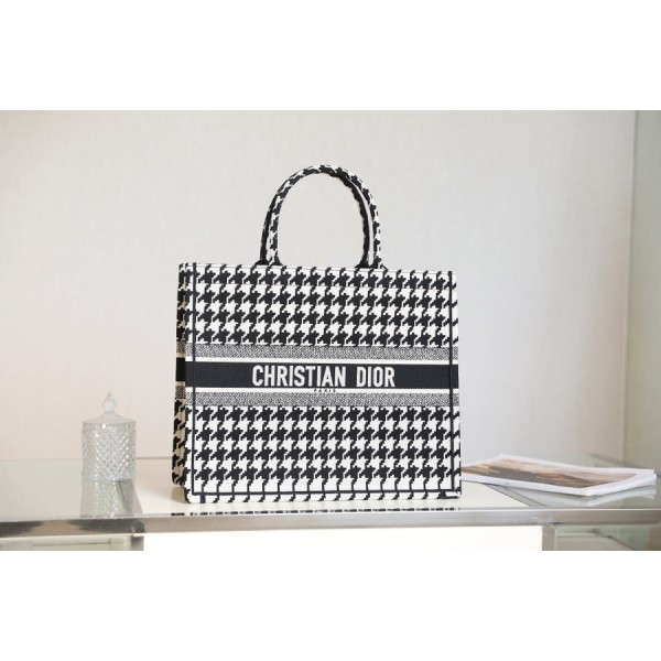 DIOR TOTE black bird check