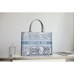 DIOR TOTE Gradient Tiger