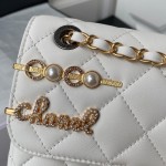 CHANEL Pearl Hairpin Micro Seal Bag Model. 2979