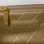 CHANEL Pearl Hairpin Micro Seal Bag Model. 2979