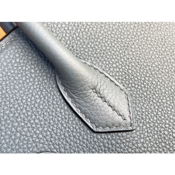 Birkin 25/30 Almond Green togo Skin