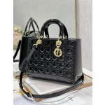 DIOR Lady's latest flip sheepskin seven compartments