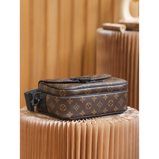 Louis Vuitton 𝐒 𝐋𝐎𝐂𝐊 messenger bag M45806