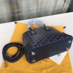 GOYARD min Shell Wrap W28