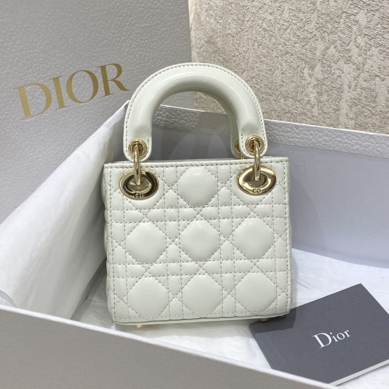 Dior Lady's new micro collection