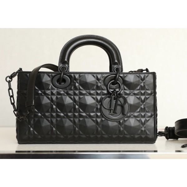 Dior Lady D-Joy is a classic style of the Goliath Bible