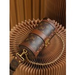 Louis Vuitton𝐏𝐀𝐏𝐈𝐋𝐋𝐎𝐍 𝐓𝐑𝐔𝐍𝐊系列 #M57835#