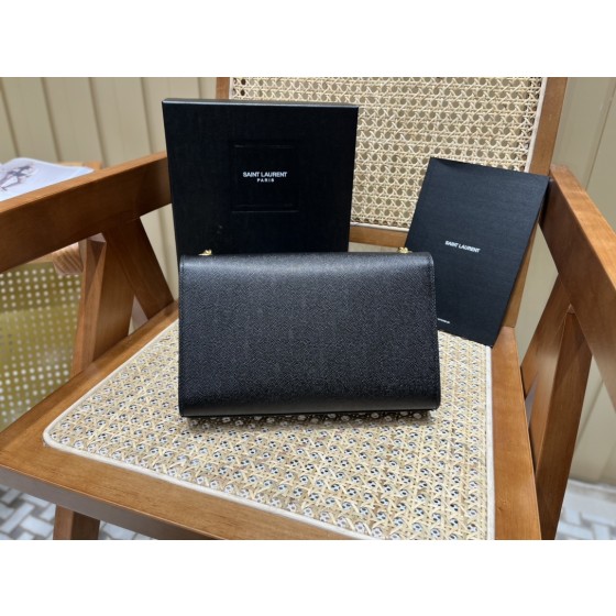 SAINT LAURENT #𝙆𝙖𝙩𝙚 20𝙘𝙢#474366Q