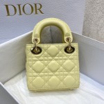 Dior Lady's new micro collection