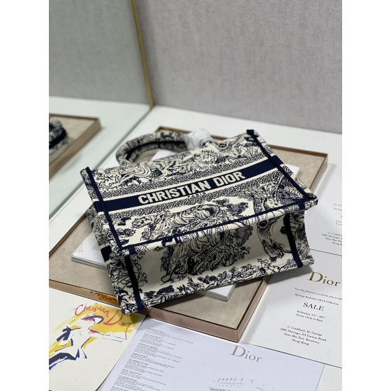 Dior   Mini Book tote 款号:8002