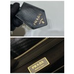 Prada embroidered fabric bag 👏 1BA356