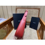 SAINT LAURENT Model: 657228 plain original leather.JD