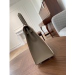 Kelly25 milkshake white dove gray epsom leather silver buckle