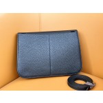 Halzan 25 gold buckle black TC leather