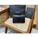 SAINT LAURENT #𝐊𝐚𝐭𝐞 20𝐜𝐦#474366 Original crocodile leather