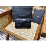 SAINT LAURENT #𝐊𝐚𝐭𝐞 20𝐜𝐦#474366 Original crocodile leather