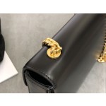 CELINE 𝑻𝒓𝒊𝒐𝒎𝒑𝒉𝒆 Chain Underarm Bag Model: 197993