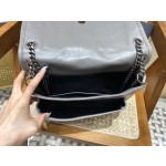 SAINT LAURENT  𝐍𝐢𝐤𝐢 28𝐜𝐦 #633158