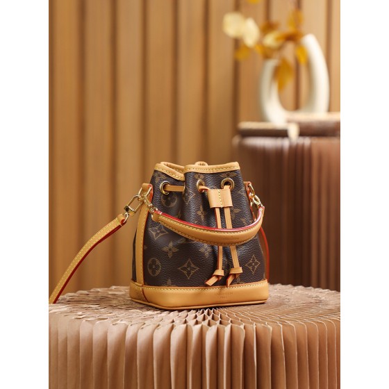 Louis Vuitton𝑵𝒂𝒏𝒐 𝑴𝒊𝒏𝒊 small bucket #M81266#