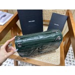 SAINT LAURENT  𝐍𝐢𝐤𝐢 28𝐜𝐦 #633158