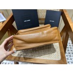 SAINT LAURENT  𝐍𝐢𝐤𝐢 28𝐜𝐦 #633158