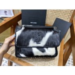 SAINT LAURENT  𝐍𝐢𝐤𝐢 28𝐜𝐦 #633158