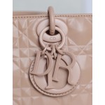 Dior Lady D-Joy is a classic style of the Goliath Bible