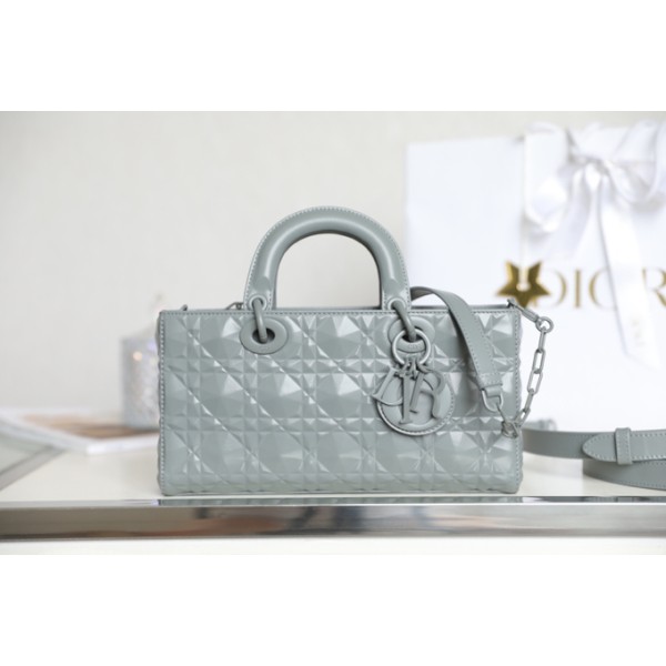 Dior Lady D-Joy is a classic style of the Goliath Bible
