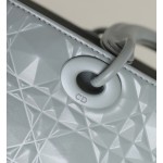 Dior Lady D-Joy is a classic style of the Goliath Bible