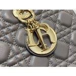 DIOR Lady's latest flip sheepskin seven compartments