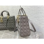 DIOR Lady's latest flip sheepskin seven compartments