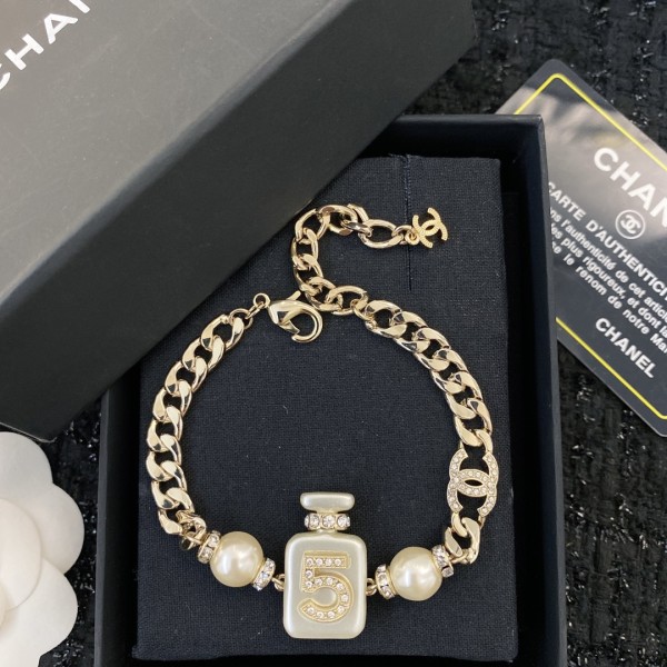 CHANEL Bracelet